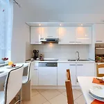 Vesna By Interhome Pola