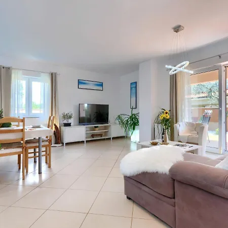 Vesna By Interhome Nyaraló *