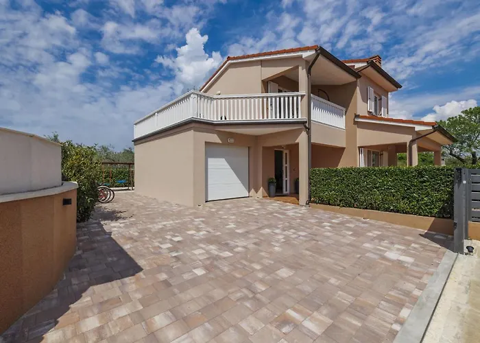 Holiday home Vesna By Interhome