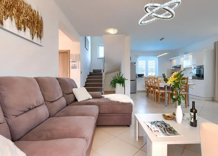 Vikendica Vesna By Interhome Pula