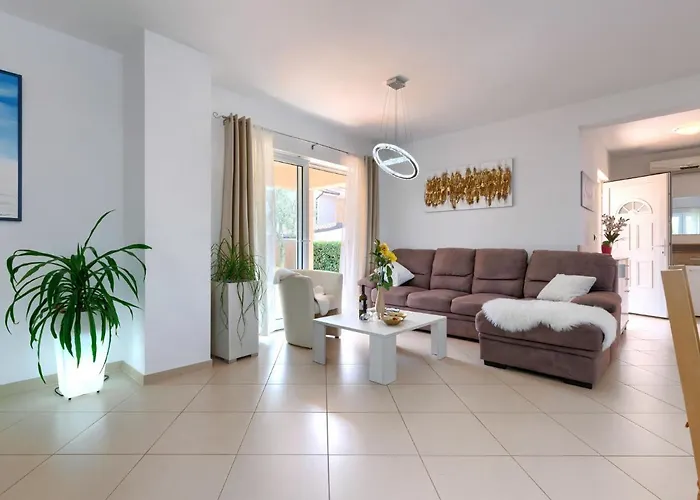 Vesna By Interhome Vikendica