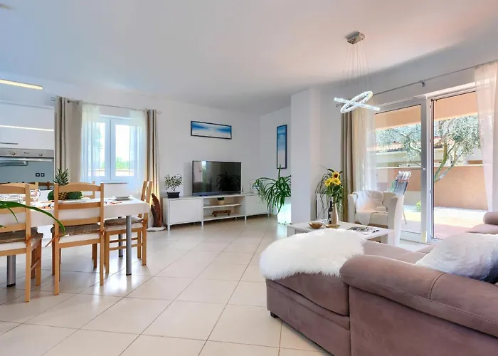 Vesna By Interhome Vikendica *