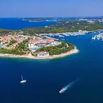 Vesna By Interhome Pula
